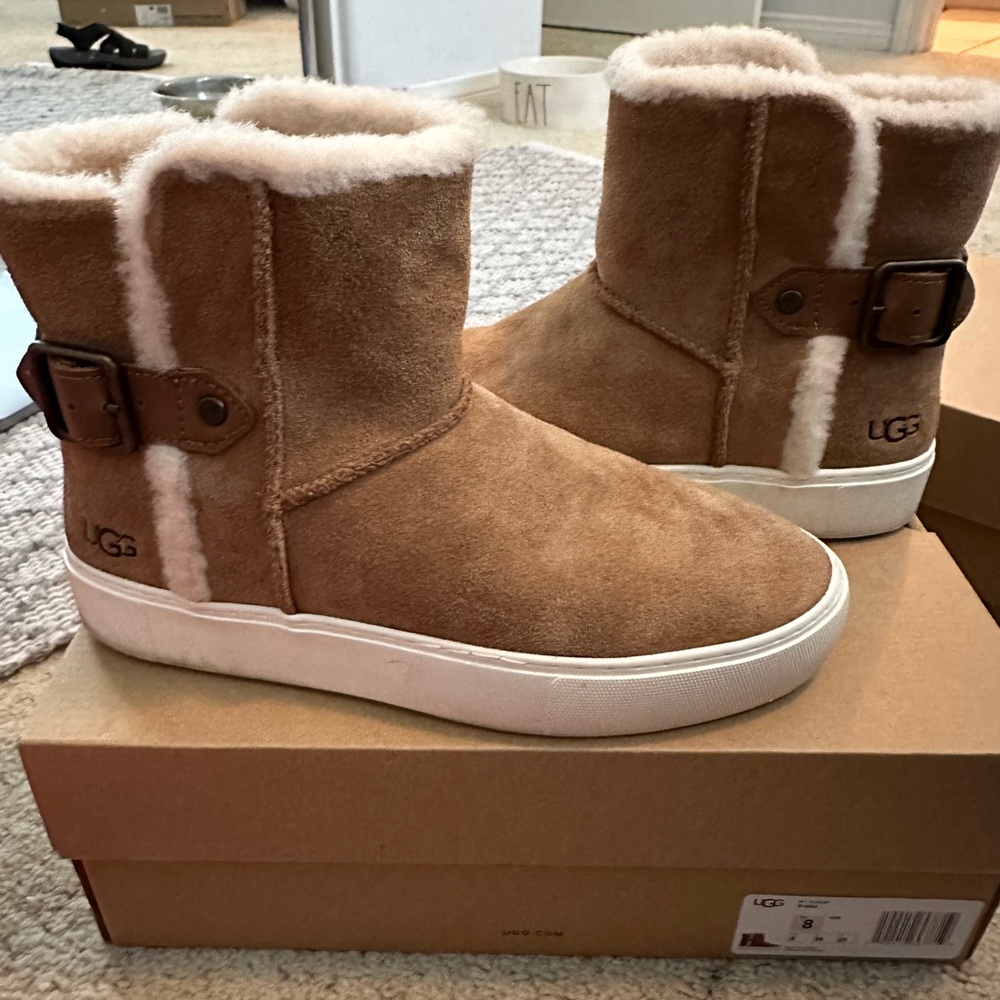 Ugg Sneaker
